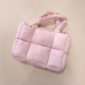 Light pink puffer tote bag